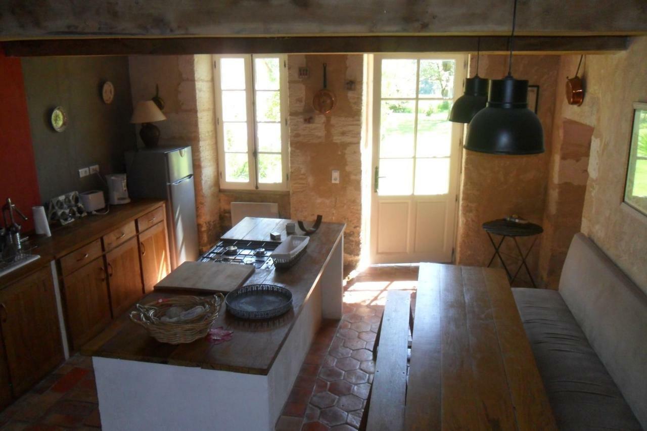Maison De Bastien Lugon et l’Ile du Carney Dış mekan fotoğraf